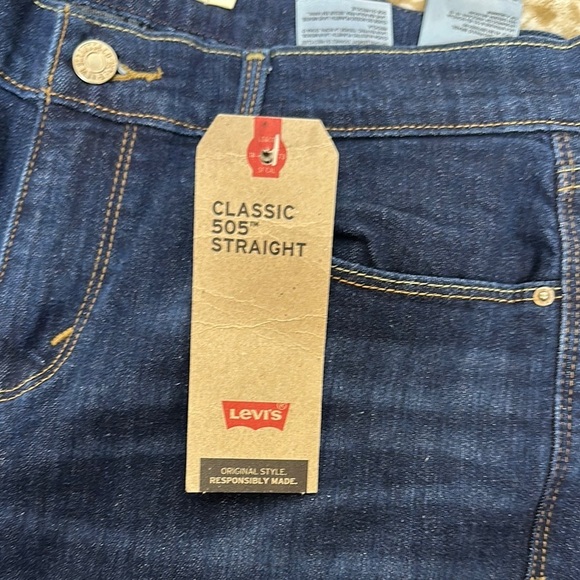 Levi's Women's Straight Leg Jeans - Dark Blue - Picture 2 of 8